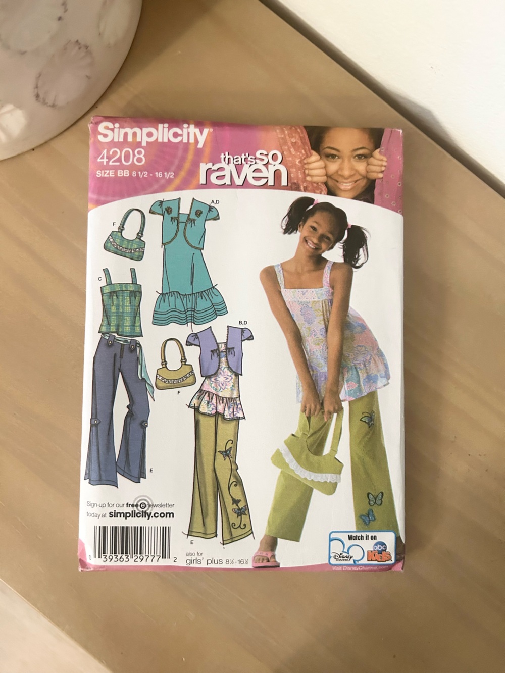 Vintage Simplicity 4208 “That’s So Raven” Girls Plus Sewing Pattern 8½–16½